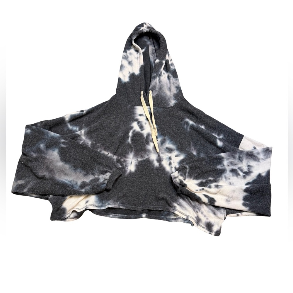✨🖤 Out From Under Tie-Dye Cropped Hoodie Size M 🖤✨